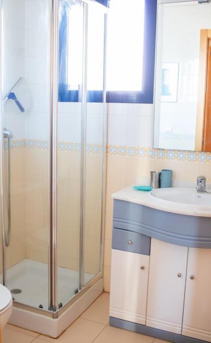 Coqueto Apartamento Con Vistas Al Mar Denia Ngoại thất bức ảnh