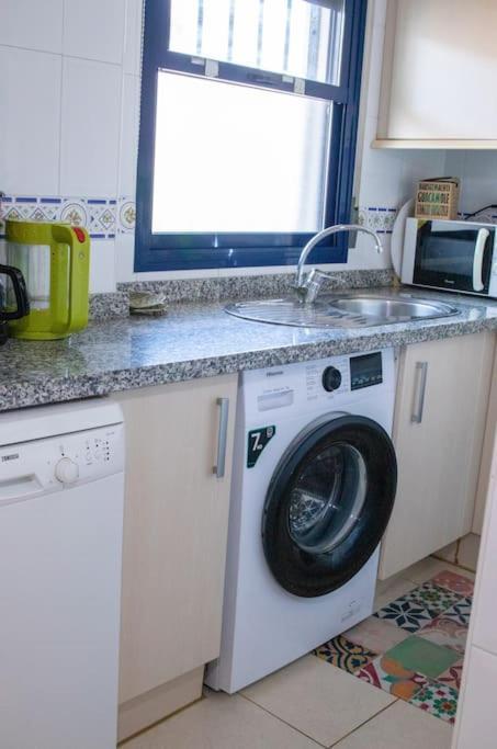 Coqueto Apartamento Con Vistas Al Mar Denia Ngoại thất bức ảnh